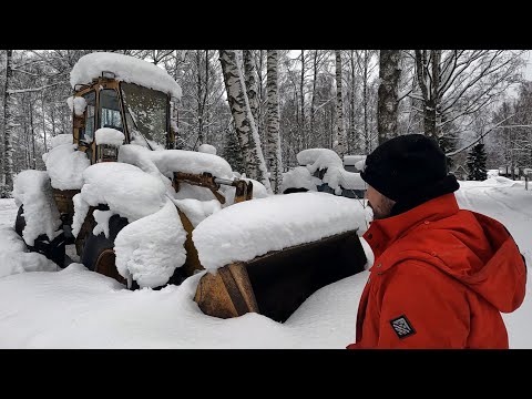Видео: Оживляем брошенный японский трактор Komatsu!