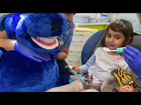 Видео: Как сделать так чтобы ребенок не боялся стоматолога?