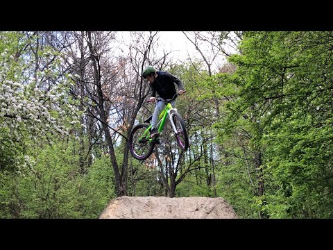 Видео: СКОКОВЕ В КНЯЖЕВО И ГОРНА БАНЯ