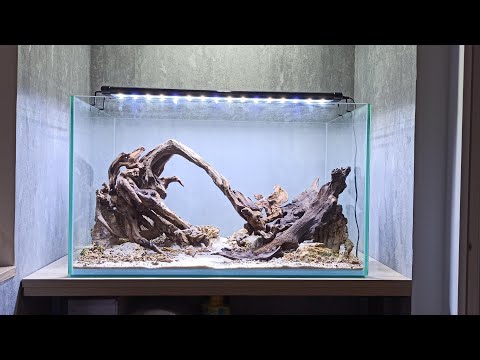 Видео: Оформление аквариума на 70 литров. Хардскейп.