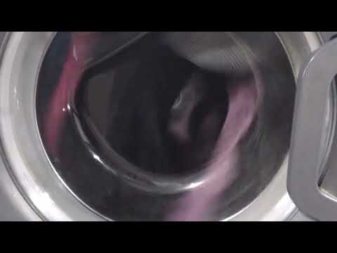 Видео: Стирка в стиральной машине  HOTPOINT ARISTON     синтетика 60.1000 часть 1 