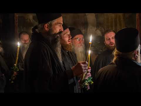 Видео: Васкрс у Хиландару