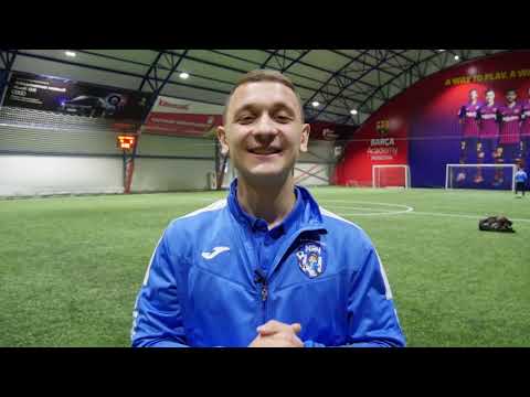 Видео: ТОП 10 футбольных упражнений для детей на быстроту принятия решения