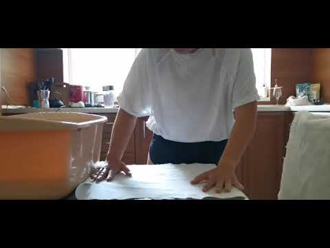 Видео: Paper making ep. 1 / Рециклиране на хартия еп. 1