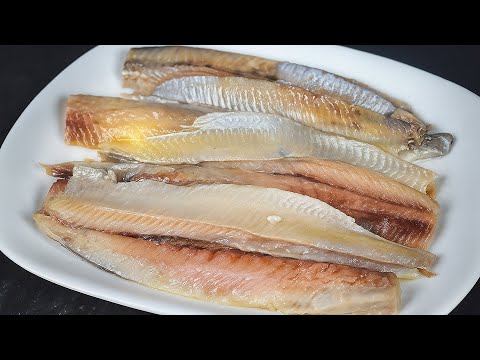 Видео: ДВА необычных салата из обычной СЕЛЁДКИ! ЧТО-ТО НОВЕНЬКОЕ на праздничный стол!