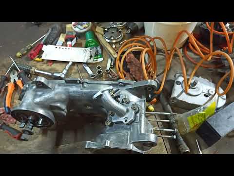 Видео: Переделка маслонасоса Suzuki lets 2 Италия