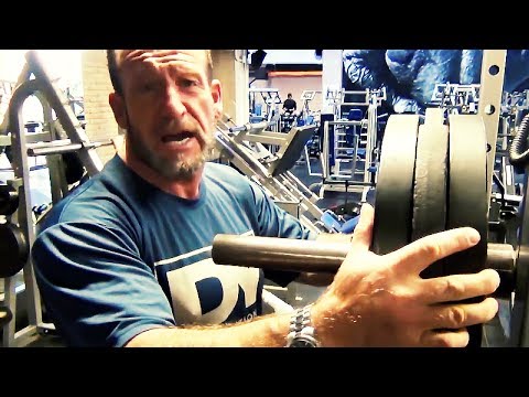 Видео: ДОРИАН ЙЕЙТС (ЯТС) - ТРЕНИРОВКА НА НОГИ - БОДИБИЛДИНГ МОТИВАЦИЯ (Русская озвучка и перевод Памп ТВ)