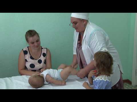 Видео: ЛФК № 47 для детей до 1-го года. Возраст 9-12мес.Основная часть.