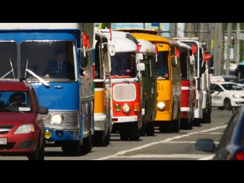 Видео: Санкт-Петербургский Парад ретро-транспорта 2021