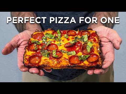 Видео: Мини-пицца «Бабушка» 5x7 на одного!
