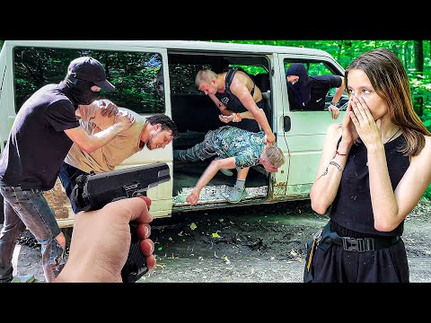 Видео: ГОПНИКИ ВЫВЕЗЛИ НАС В ЛЕС И ЖЕСТКО ОТОМСТИЛИ. РАЗБОРКИ ИЗ ЗА ДЕВУШКИ ЗАШЛИ СЛИШКОМ ДАЛЕКО…