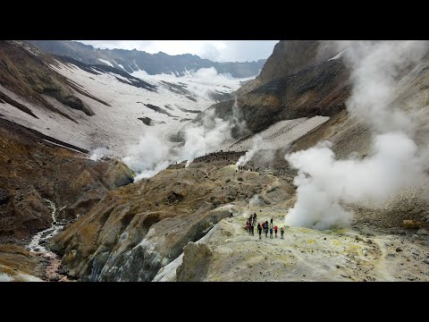 Видео: Вулкан Мутновский и каньон Опасный. Все подробности дороги и восхождения