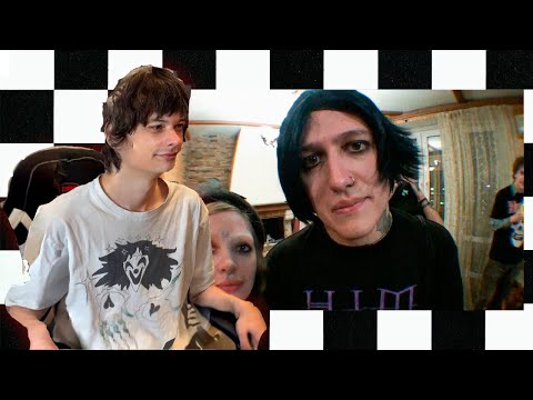 Видео: Юг 404 смотрит: ВОССТАНИЕ ЭМО (ft. mazellovvv, t2x2, даша каплан)