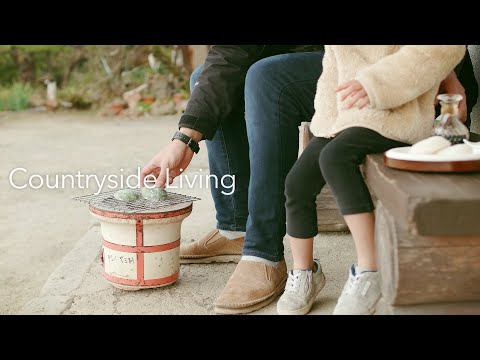 Видео: Сцены из повседневной жизни в японской деревне - Как приготовить моти и рецепт