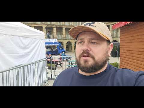 Видео: Выставка классических ретро   автомобилей .И также автомобиль Долорин из кинофильма Назад в будущее.