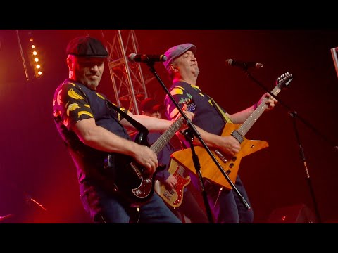 Видео: Братья Лапенковы - Песни о любви