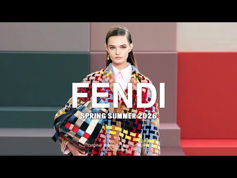 Видео: Показ коллекции FENDI весна-лето 2026 — оригинальная музыка Дженнифер Рауз #luxuryfashion