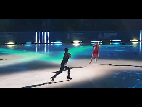 Видео: финал шоу Влюбленные в фигурное катание. Поёт Zivert.  14.02.2025