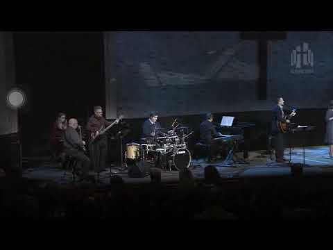 Видео: Вот наш Бог, Трон Его высок («Слово благодати»)