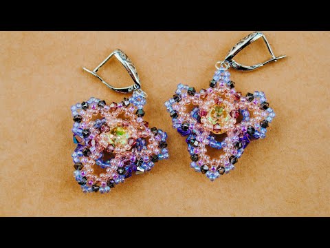 Видео: Как легко оплести мелкие кристаллы. Серьги (Часть 2/2)