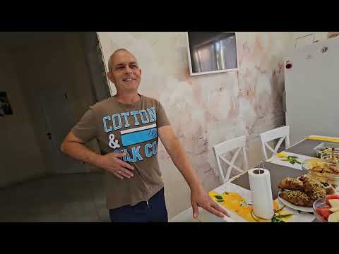 Видео: Привезли Выпечку ! Мама Приготовила Вкусный Обед 🥗! Продолжаем Кушать 