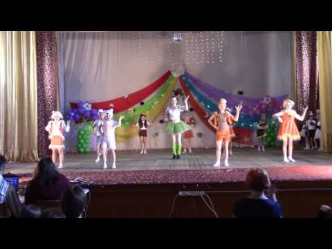 Видео: "Новогодние игрушки" (младшая группа) - 01.05.2017 - Отчетный концерт ансамбля "ШАНС"