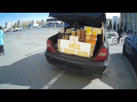Видео: КАК Я ПРОДАЮ МЁД