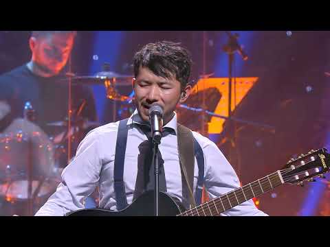 Видео: Gazizkhan Shekerbek - Ұлыма ақыл [Live Performance]