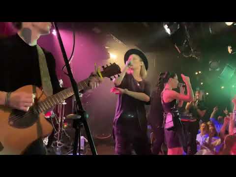 Видео: #2Маши Я забираю твою подругу БИС 02.08.20 16 Тонн