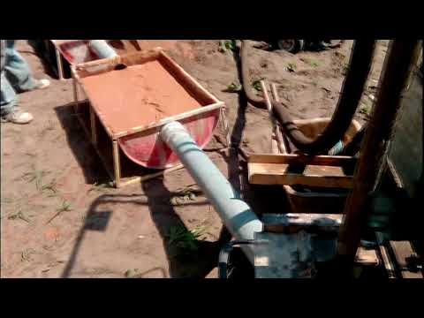 Видео: Скважина на мел через камни , до ночи. Бурение по Брянской обл.