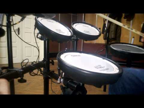 Видео: Rolland Vdrums TD 11 KV - обзор на русском, часть 1