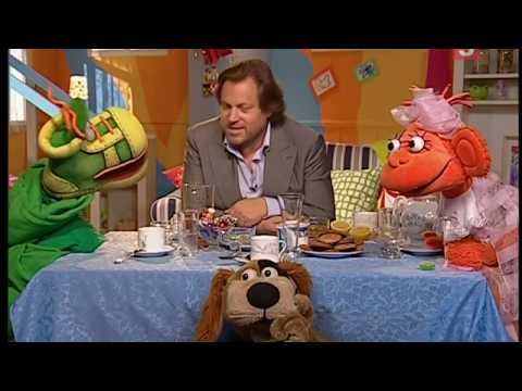 Видео: Клуб знаменитых хулиганов. Гость: оперный певец Василий Герелло