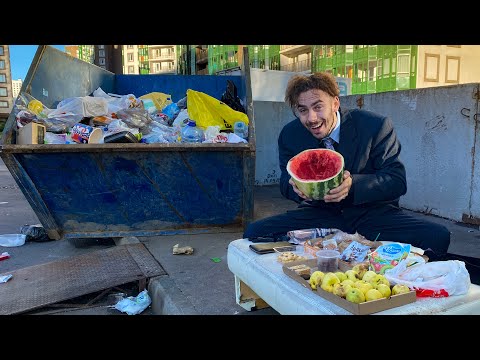 Видео: Помойка кормит