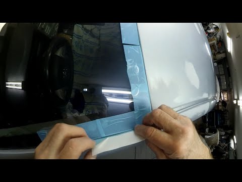 Видео: Как и чем отодвинуть резинку стёкол при окраске автомобиля.
