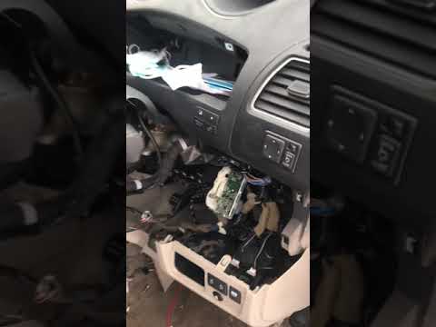 Видео: Часть 3 разобрал и собрал модуль рулевой колонки Ниссан Серена C26