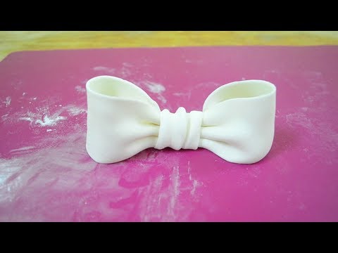 Видео: "Бант из мастики" мастер-класс / Fondant Bow Tutorial