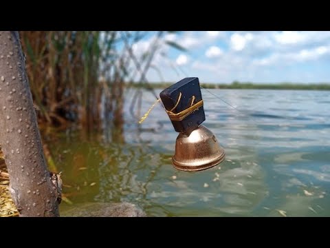 Видео: ЛОВИМ ЛЕЩЕЙ НА РЕЗИНКУ В ИЮНЕ.Рыбалка на резинку, донку с начёвкой как в детстве
