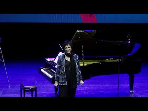 Видео: Полина Фрадкина,. Моцарт, Фантазия ре-минор. "Эффект Моцарта. Миф о Гармонии"