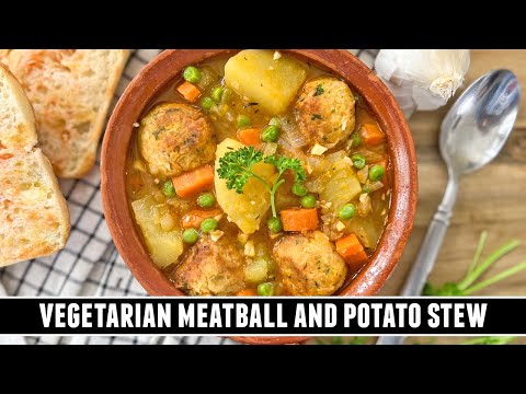 Видео: Вегетарианское рагу с фрикадельками и картофелем | СЫТНЫЙ рецепт, который согреет вашу душу