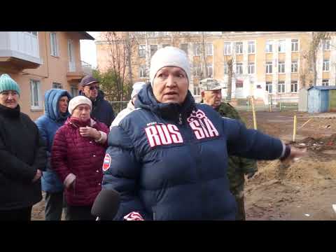 Видео: Возмущенные омичи обратились за помощью к активистам КПРФ.