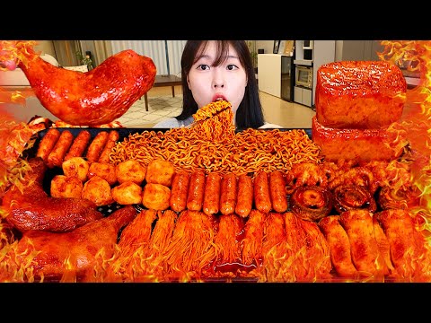 Видео: ASMR MUKBANG| Огненные острые грибы, огненная лапша, сосиски, спам, копченая курица.