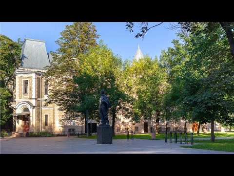 Видео: Moscow Walking Tour: Historic Manors & Tea Empires, Repression & Reconstruction (Огородная Слобода)