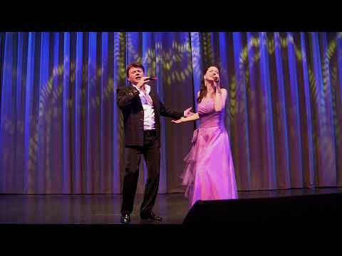 Видео: Эту песню искали все! Тройка мчится Sanie cu zurgalai-- Славич  и Юлия  - Slavici si Yulia