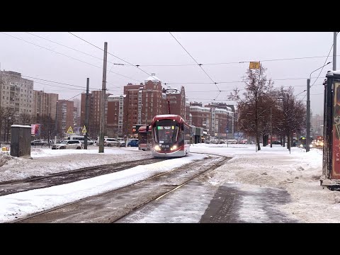 Видео: Маршрут трамвая номер 100 (г. Санкт - Петербург.)  жд станция Ручьи - ул. Жени Егоровой (route tram)