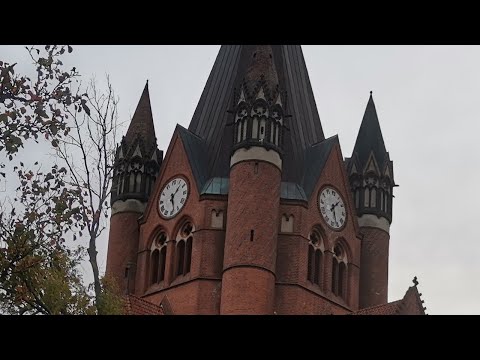 Видео: ТРЕТИЙ...? *В старом городе ветер сносит с ног* Плохой звук...Купила вкусный чай в Rossman*