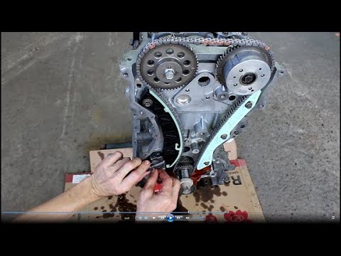 Видео: Стук и перебои в работе двигателя ремонт двигателя на Mitsubishi ASX Мицубиси АСХ 1,8 2013  4часть