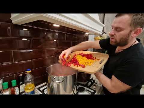 Видео: САЛАТ НА ЗИМУ ИЗ ФАСОЛИ ОЧЕНЬ ВКУСНО