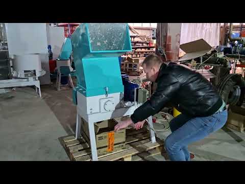 Видео: Дробилка костей КРС | МИГ-300 до 12мм | Измельчитель костей от производителя