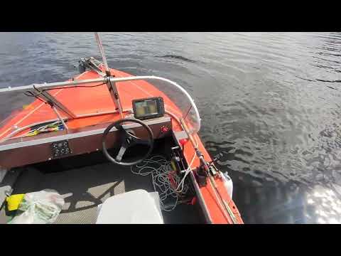 Видео: Лодка МКМ + реданы + Toyama f20