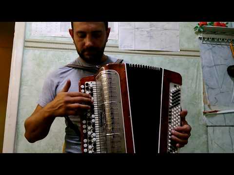 Видео: Песня о настоящем индейце на баяне. Плюс разбор.